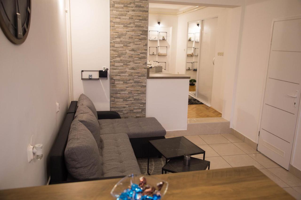 Studio Apartman Suburban Visnjevac Esterno foto